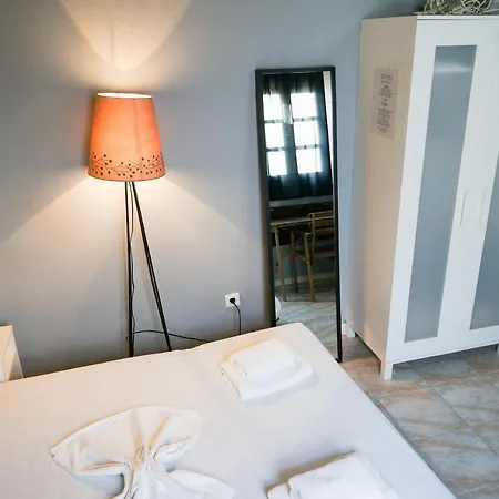 Hébergement de vacances Entire Private House & Balcony @ Central